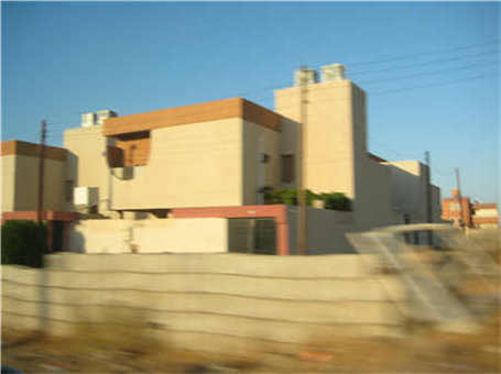 750X1060破碎機多少錢?