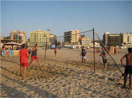 反擊式破碎鄂式破碎機