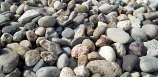 鵝卵石制砂“錢”景光明！